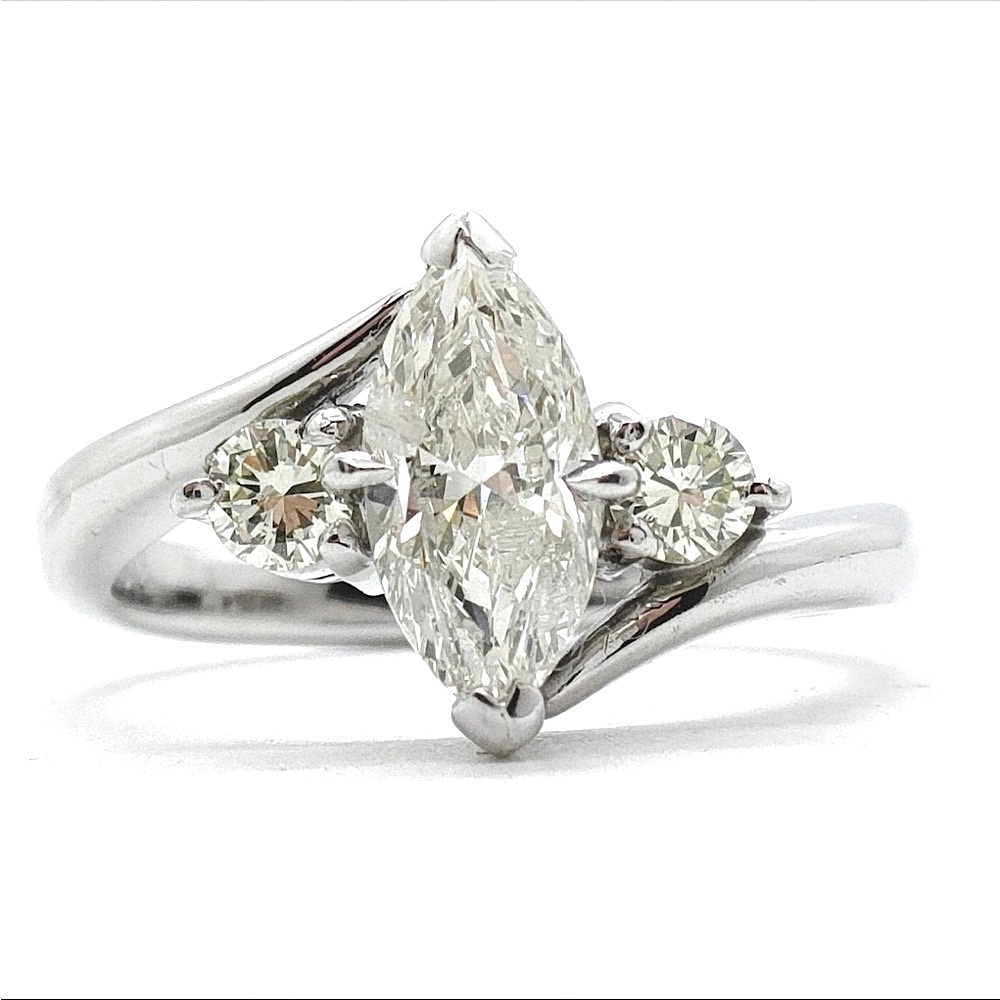 1.8ctw Natural Diamond Ring in 900 Platinum engagement ring white gold